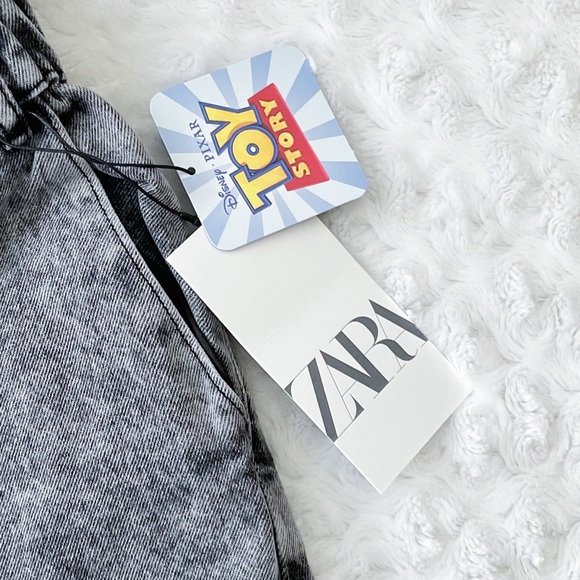 ❌SOLD❌NWT- ZARA Disney Pixar Toy Story High Rise Jeans - Picture 7 of 12